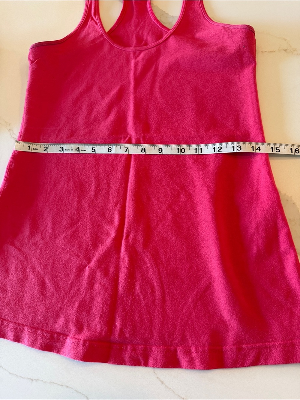 Lululemon (10) fitted tank top - Picture 4 of 4